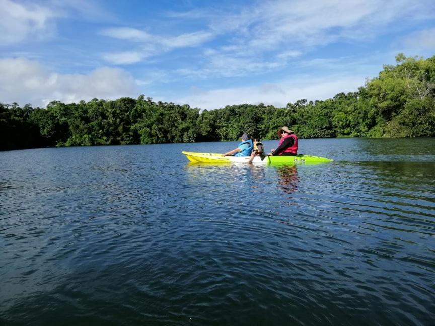 Relaxing Lake Side Staycation For Family ,2 To 3 Hours Away From Manila Cavinti Kültér fotó